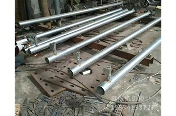 太原監(jiān)控桿安裝道路的時候要注意什么？