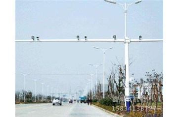 山西監(jiān)控桿在安裝的時候有哪些需要注意的？鑫雨杭電器