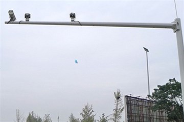 山西公路監(jiān)控桿施工中應(yīng)注意哪些問題？太原市鑫雨杭告訴您